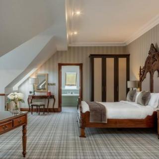 Deluxe Rooms